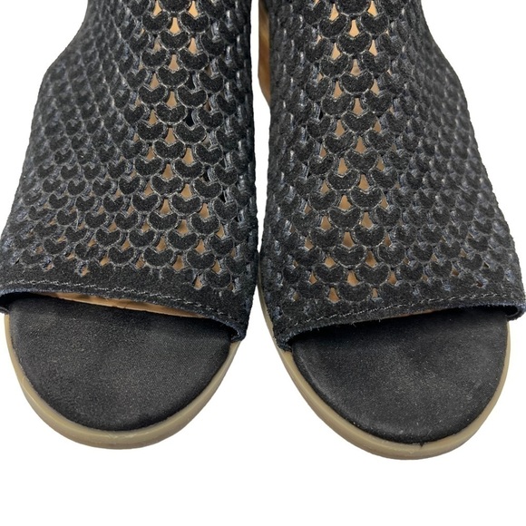 LUCKY BRAND Nacria Black Suede Peep Toe Ankle Booties Sandals Shoes Size 6.5M - Picture 9 of 16